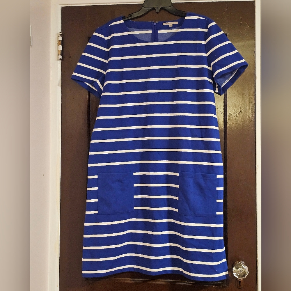 Gap Stretch Knit Shift Striped Dress